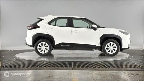 Yaris Cross 116h Dynamic MY22 2023 occasion 69200 V&eacute;nissieux
