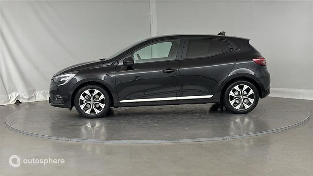 Clio 1.6 E-Tech hybride 145ch Evolution 2023 occasion 10100 Romilly-sur-Seine