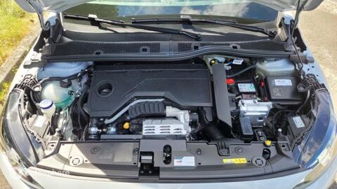 208 1.2 Hybrid 110ch Edition e-DCS6 2026 occasion 37500 Chinon