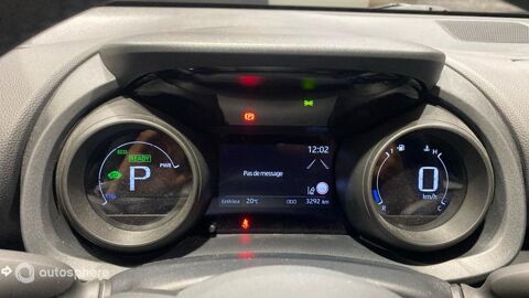 Yaris 116h Design 5p MY22 2023 occasion 75005 Paris
