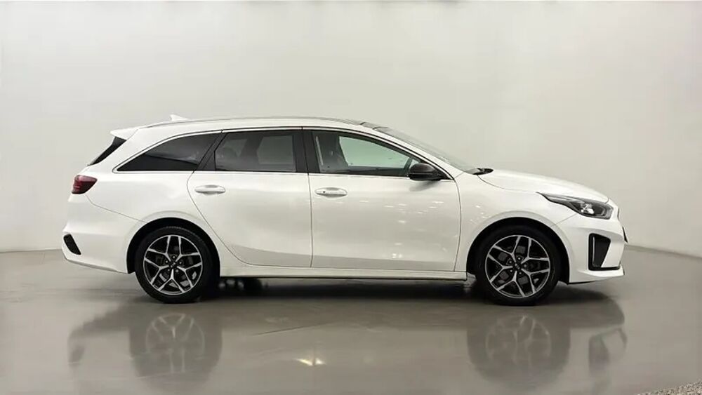 Ceed SW 1.6 CRDI 136ch MHEV GT Line DCT7 2022 occasion 86000 Poitiers