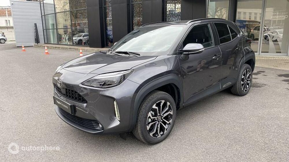 Yaris Cross 116h Design MC24 2025 occasion 92000 Nanterre