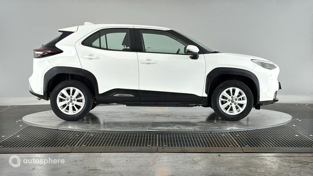 Yaris Cross 116h Dynamic Business + Programme Beyond Zero Academy MY21 2022 occasion 69200 V&eacute;nissieux