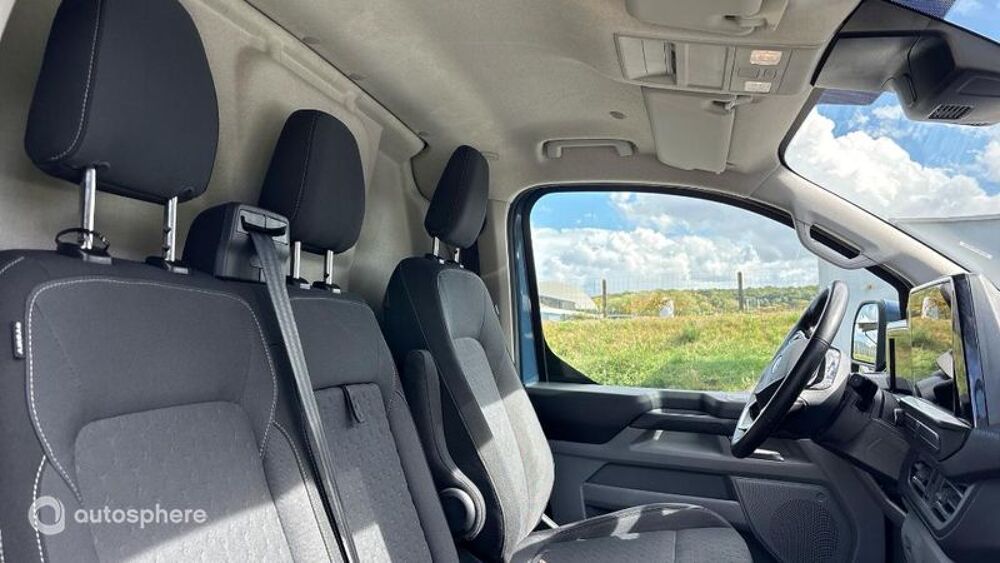 Transit 320 L1H1 2.5 Duratec 232ch Hybride rechargeable Limited CVT 2025 occasion 94400 Vitry-sur-Seine
