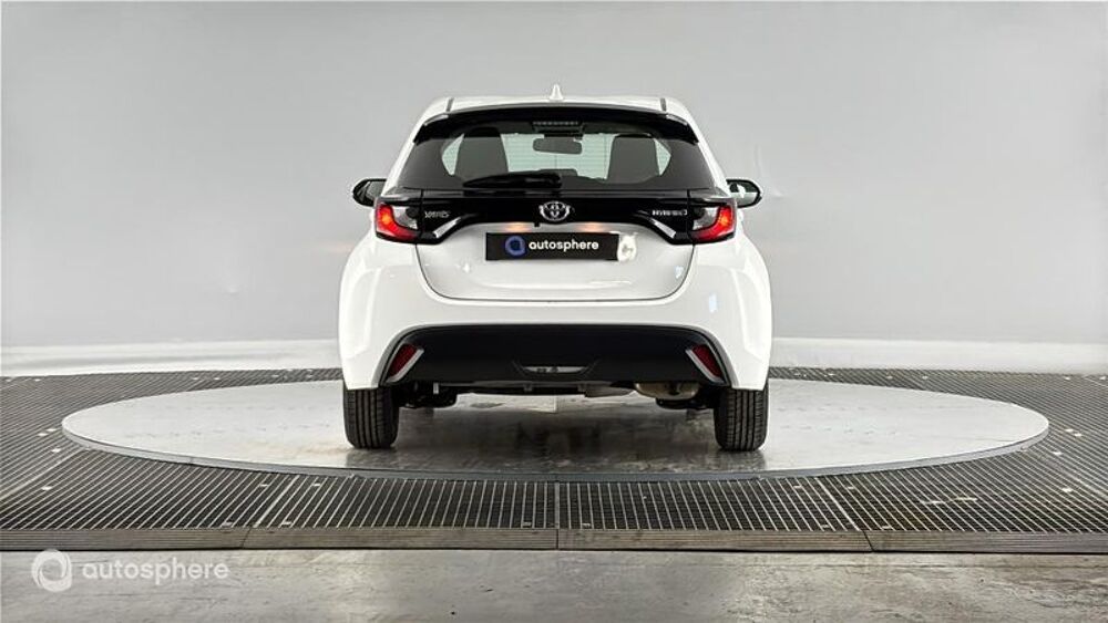 Yaris 116h Dynamic 5p MY22 2023 occasion 69200 V&eacute;nissieux