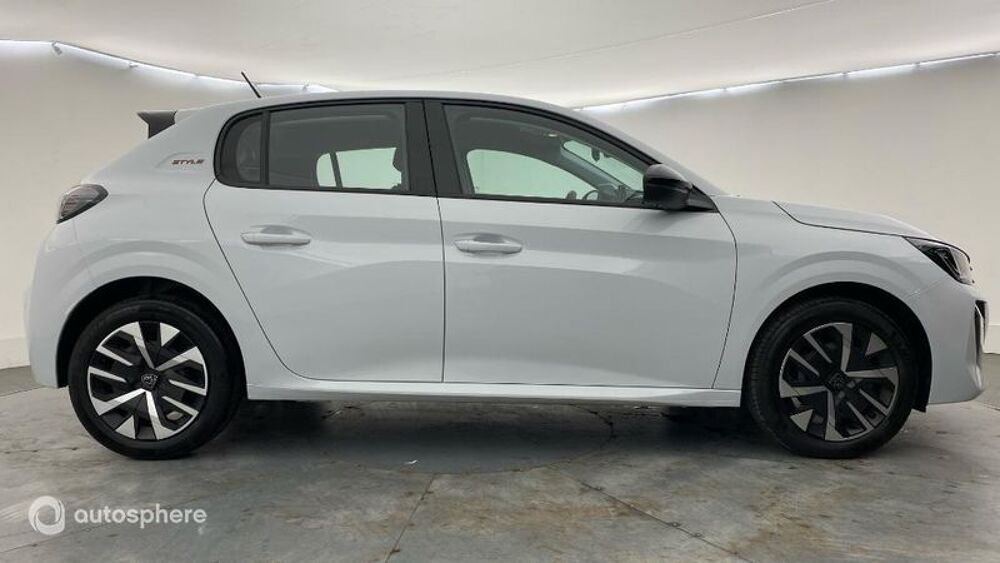 208 1.2 Hybrid 110ch Style e-DCS6 2025 occasion 79000 Niort