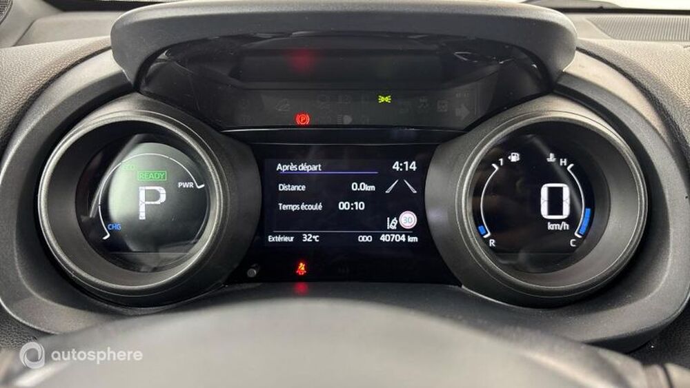 Yaris Cross 116h Design MY22 2023 occasion 69200 V&eacute;nissieux
