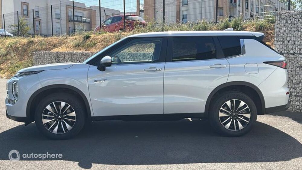 Outlander 2.4 PHEV 306ch Invite+ 4WD 2025 occasion 77100 Meaux