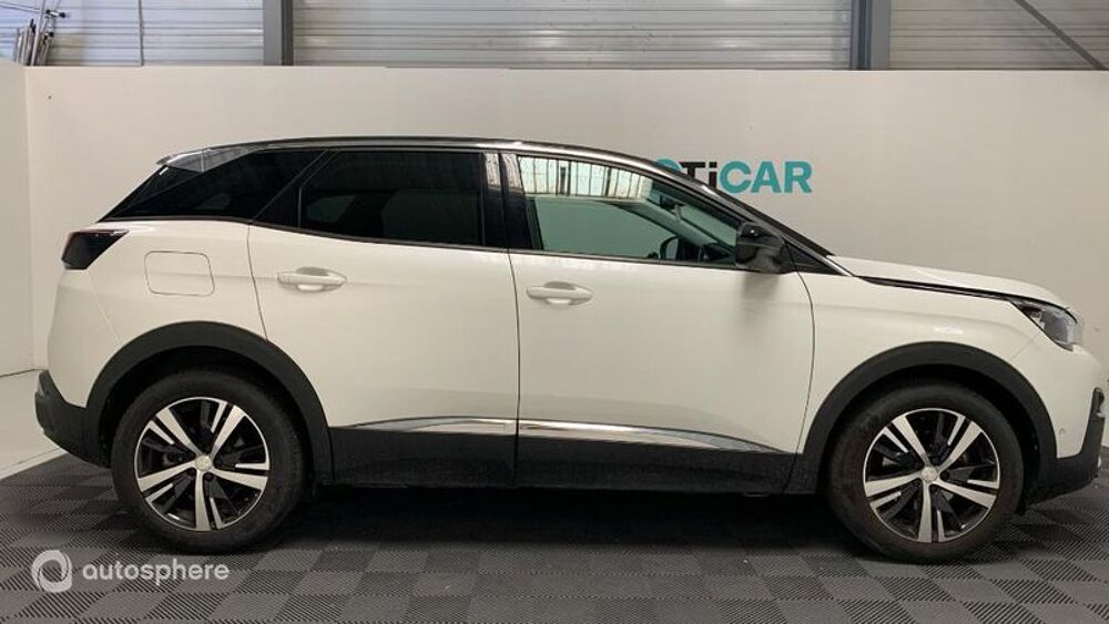 3008 1.2 PureTech 130ch Allure S&S EAT8 6cv 2019 occasion 84000 Avignon
