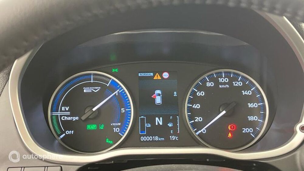 Eclipse Cross 2.4 MIVEC PHEV 188ch Instyle 4WD 2023 2024 occasion 79000 Niort