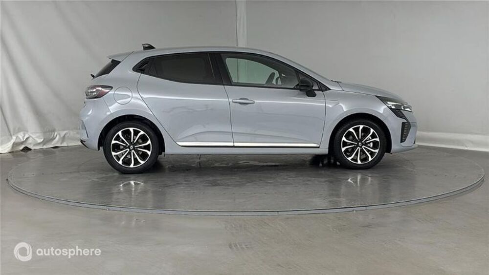 Clio 1.6 E-Tech 145ch full hybrid Techno 2023 occasion 59470 Wormhout