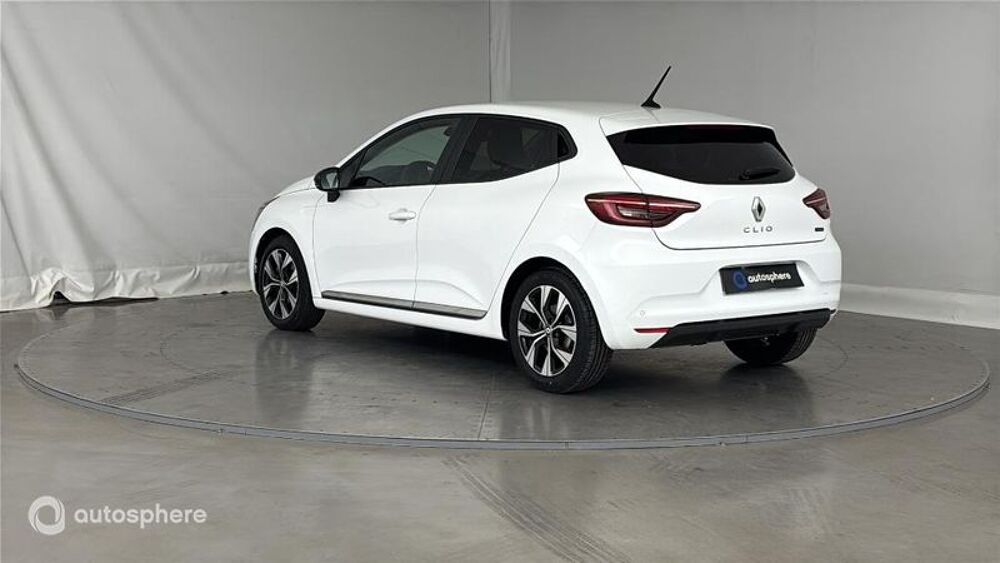Clio 1.6 E-Tech hybride 145ch Evolution 2023 occasion 62110 H&eacute;nin-Beaumont