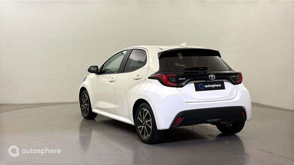 Yaris 116h Design 5p MY22 2023 occasion 92600 Asni&egrave;res-sur-Seine