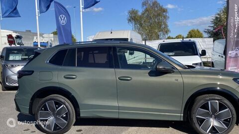 Tiguan 1.5 eHybrid 272ch R-Line Exclusive DSG6 2026 occasion 51000 Ch&acirc;lons-en-Champagne