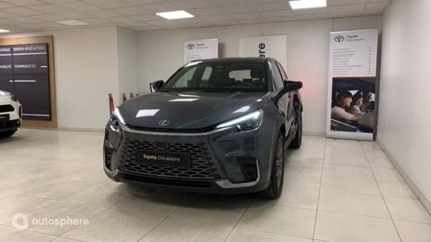 Lexus LBX 1.5 136ch Elegant 2WD 2025 occasion V&eacute;nissieux 69200