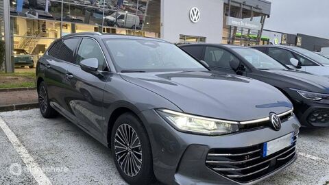 Volkswagen Passat 1.5 eHybrid 204ch Elegance DSG6 2024 occasion Poitiers 86000