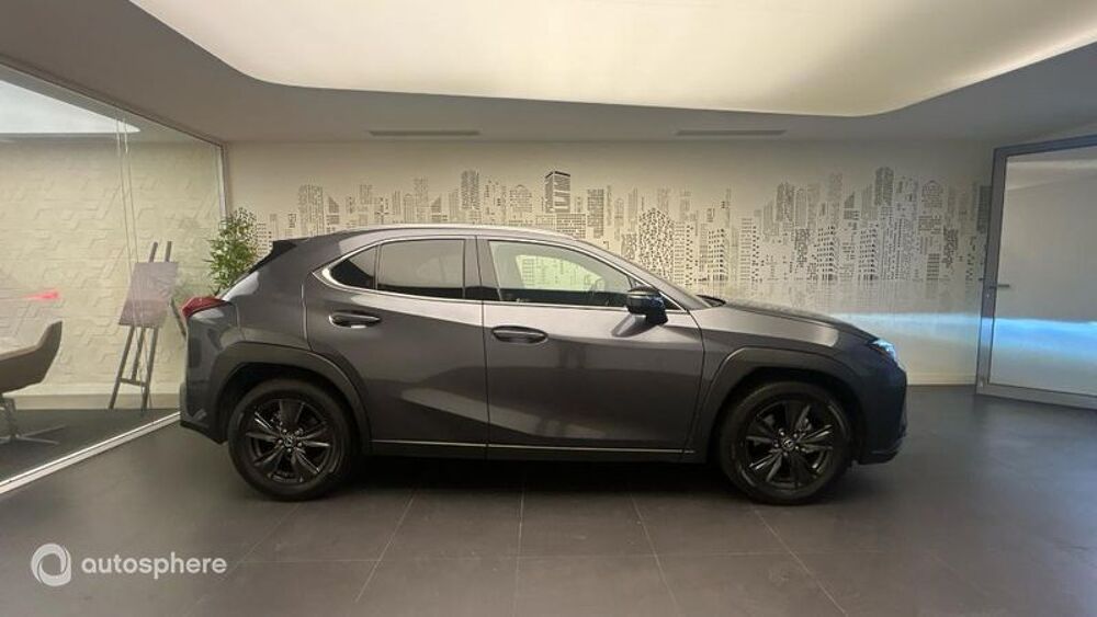 UX 300h Luxe 2WD MC25 2025 occasion 78240 CHAMBOURCY