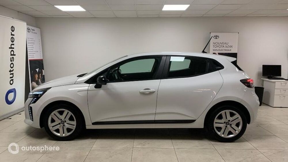 Clio 1.0 TCe 90ch Equilibre 2024 occasion 69200 V&eacute;nissieux