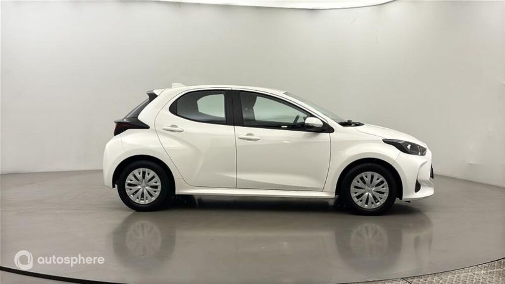 Yaris 116h Dynamic Business 5p + Programme Beyond Zero Academy MY2 2022 occasion 92000 Nanterre