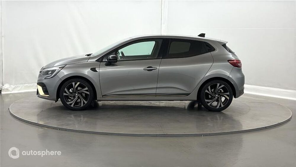 Clio 1.6 E-Tech hybride 145ch Engineered 2023 occasion 10100 Romilly-sur-Seine