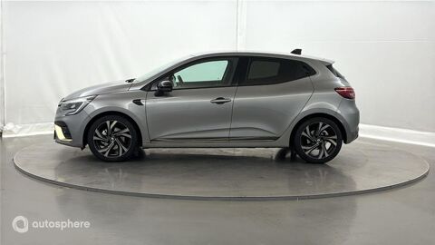 Clio 1.6 E-Tech hybride 145ch Engineered 2023 occasion 10100 Romilly-sur-Seine