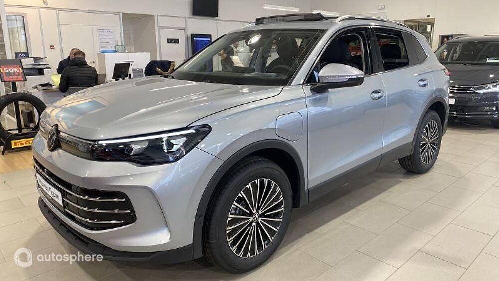 Tiguan 1.5 eHybrid 272ch Elegance DSG6 2025 occasion 08000 Charleville-Mézières