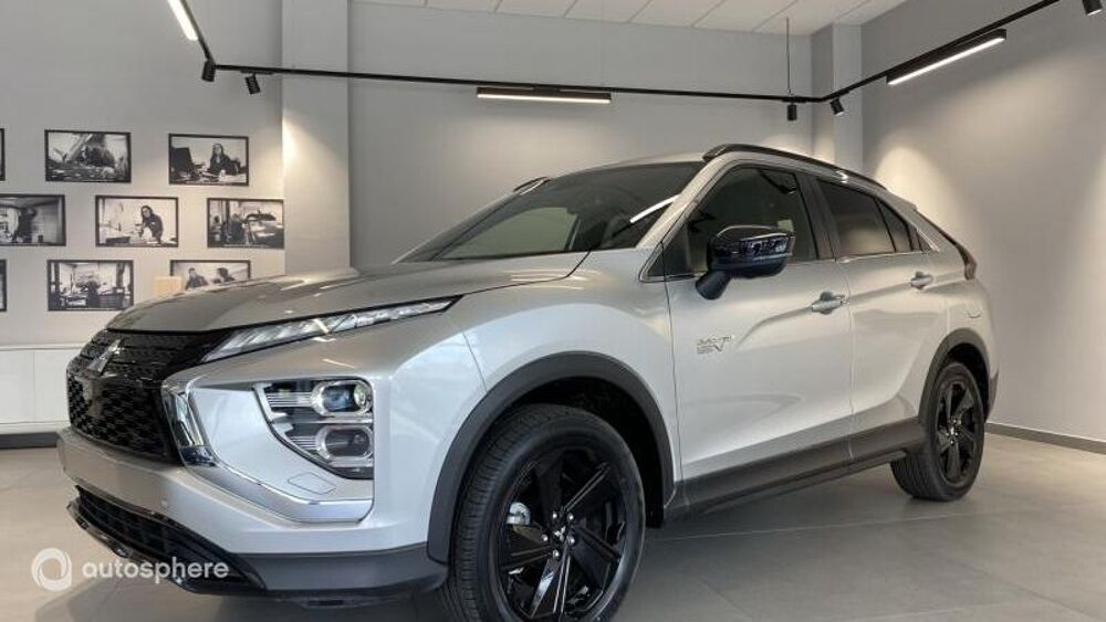 Eclipse Cross 2.4 MIVEC PHEV 188ch Black Collection 4WD 2023 2024 occasion 16430 Champniers
