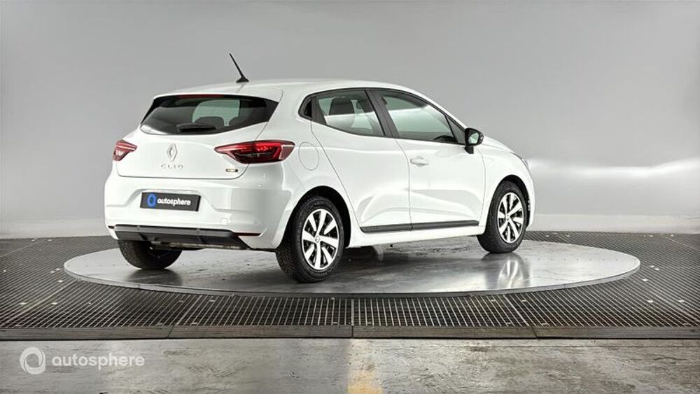 Clio 1.6 E-Tech hybride 145ch Equilibre 2023 occasion 73230 Saint-Alban-Leysse