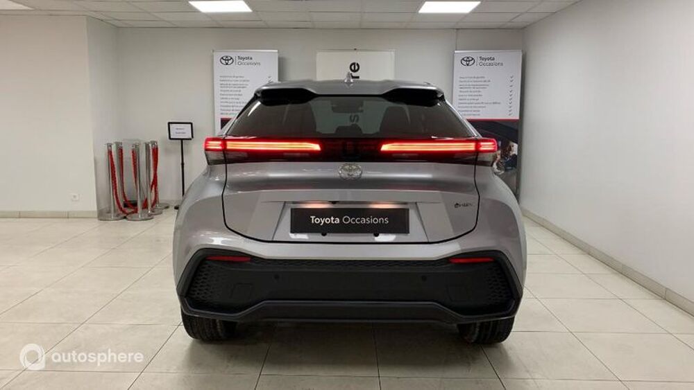 C-HR 2.0 Hybride 200ch Design NG23 2025 occasion 69200 V&eacute;nissieux