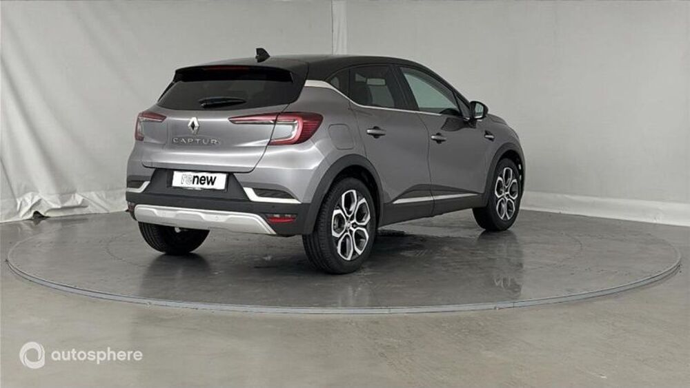 Captur 1.6 E-Tech hybride 145ch Techno Fast Track 2023 occasion 59320 Sequedin
