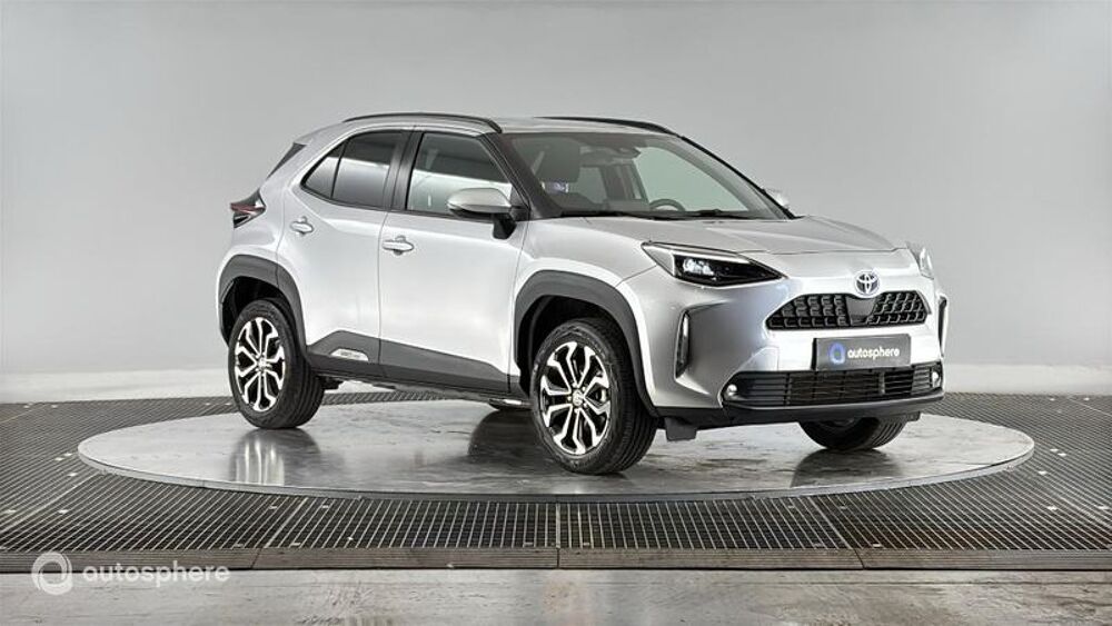 Yaris Cross 116h Design MY22 2023 occasion 74330 &Eacute;pagny Metz Tessy