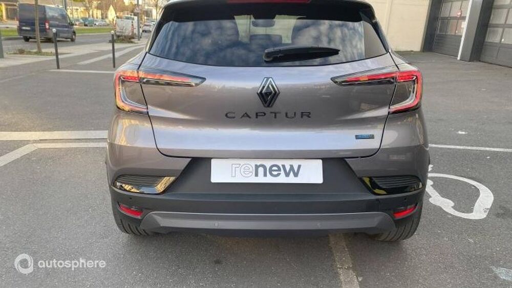 Captur 1.6 E-Tech full hybrid 145ch esprit Alpine 2025 occasion 94000 Cr&eacute;teil