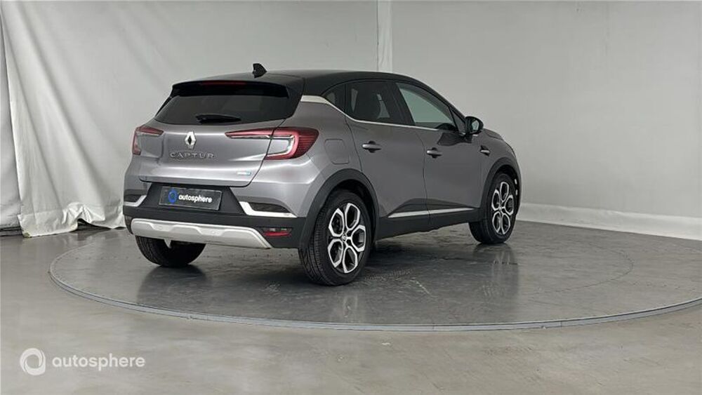 Captur 1.6 E-Tech hybride 145ch Intens -21 2022 occasion 59320 Sequedin
