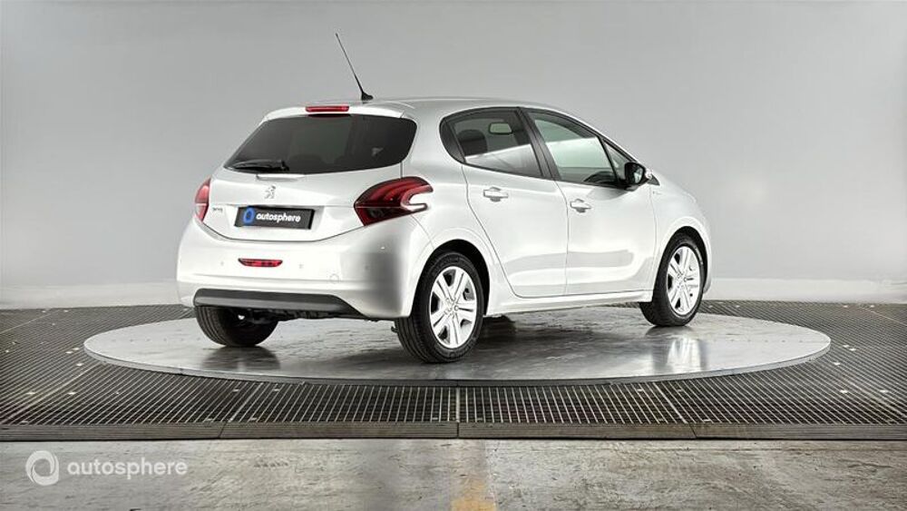 208 1.6 BlueHDi 75ch Style 5p 2018 occasion 63000 Clermont-Ferrand