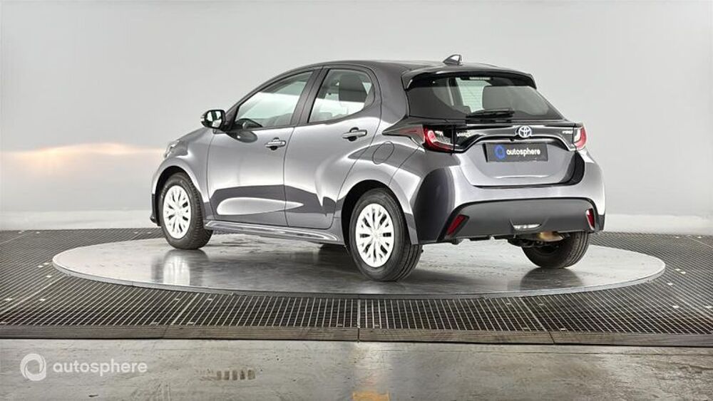 Yaris 116h Dynamic 5p MY22 2023 occasion 69200 V&eacute;nissieux