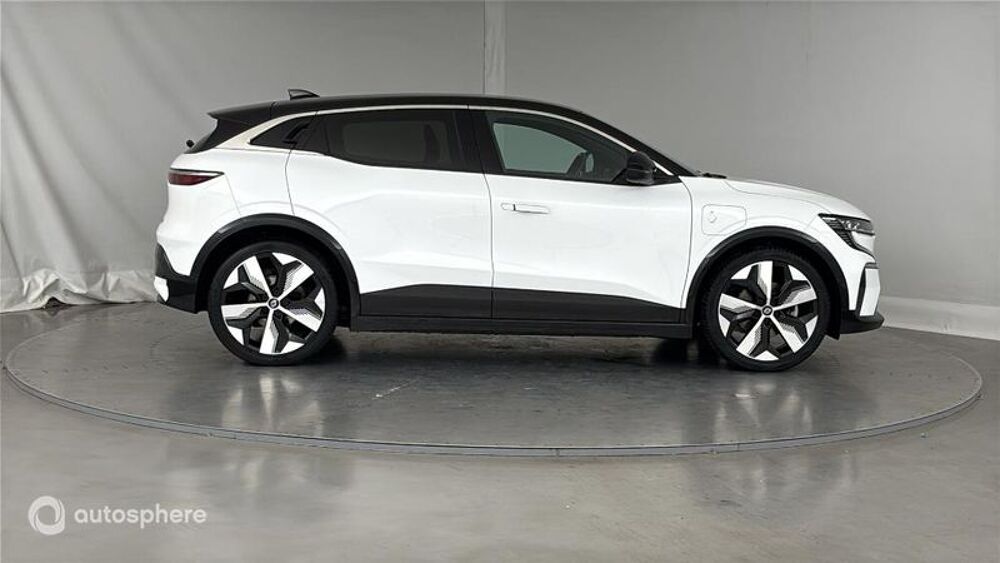 M&eacute;gane E-Tech Electric EV40 130ch Techno standard charge 2023 occasion 51000 Ch&acirc;lons-en-Champagne