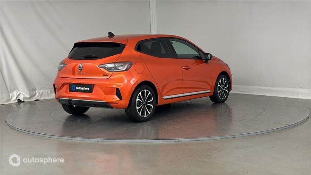 Clio 1.6 E-Tech hybride 145ch Techno 2023 occasion 59223 Roncq