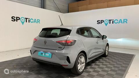 Clio 1.6 E-Tech 145ch full hybrid Evolution - 24 2025 occasion 84000 Avignon