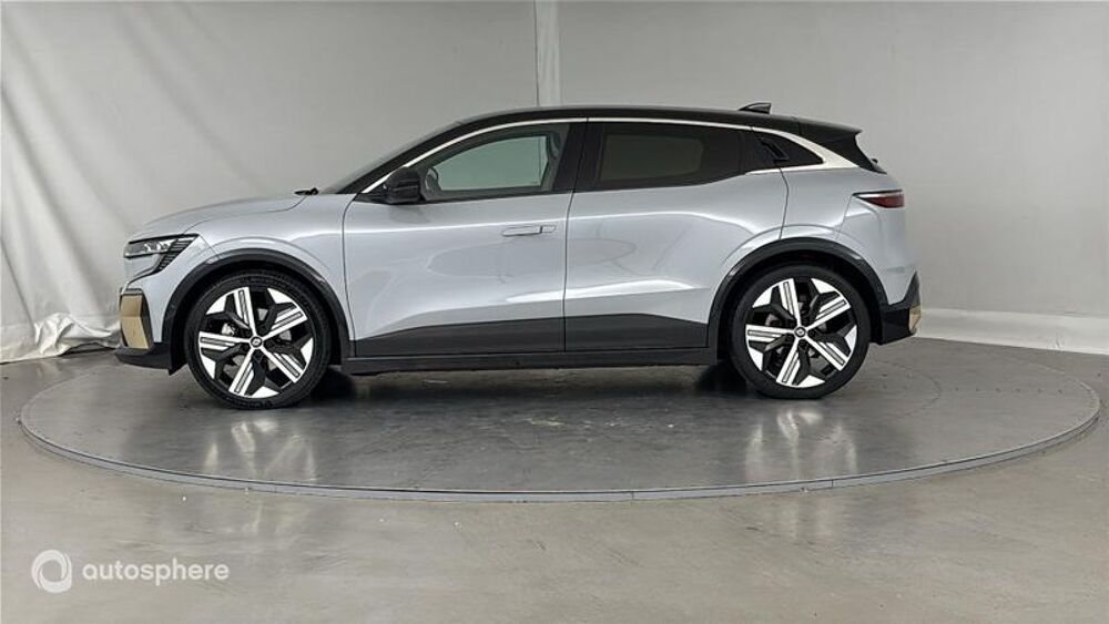M&eacute;gane E-Tech Electric EV60 220ch Iconic super charge -C 2023 occasion 02600 Villers-Cotter&ecirc;ts