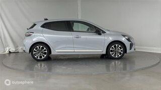 Clio 1.6 E-Tech 145ch full hybrid Techno 2023 occasion 62000 Arras