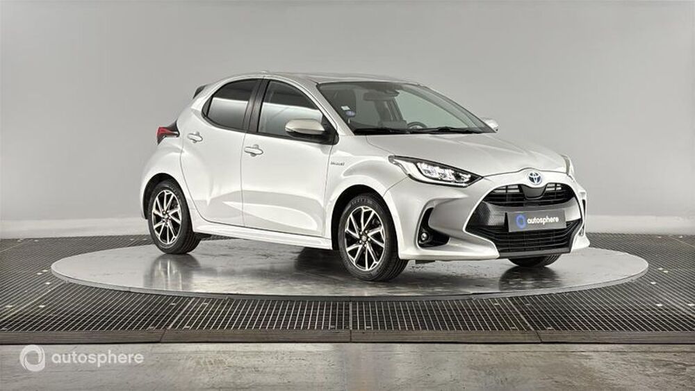 Yaris 116h Design 5p MY22 2021 occasion 69200 V&eacute;nissieux