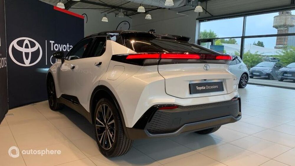 C-HR 1.8 Hybride 140ch Collection MY25 2025 occasion 69700 Givors