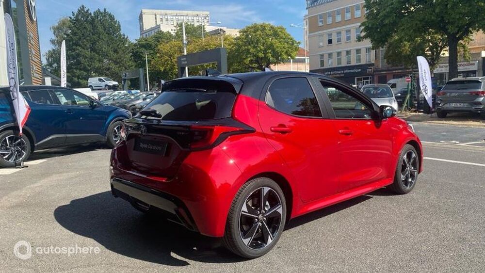 Yaris 130h Collection 5p MY26 2026 occasion 92000 Nanterre