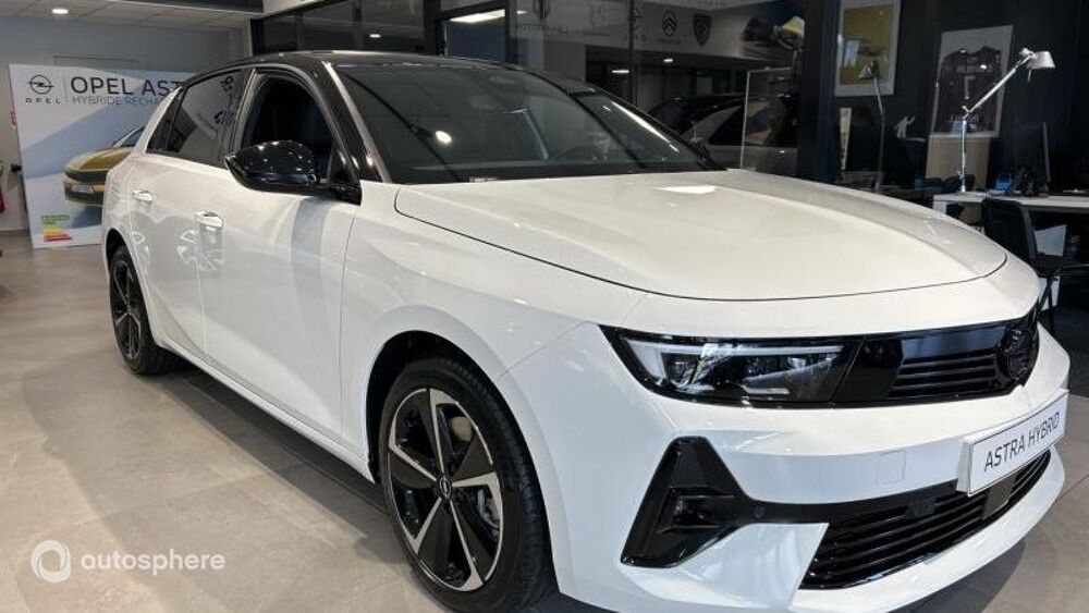 Astra 1.2 Turbo Hybrid 145ch Elegance e-DCT 6 2026 occasion 63000 Clermont-Ferrand