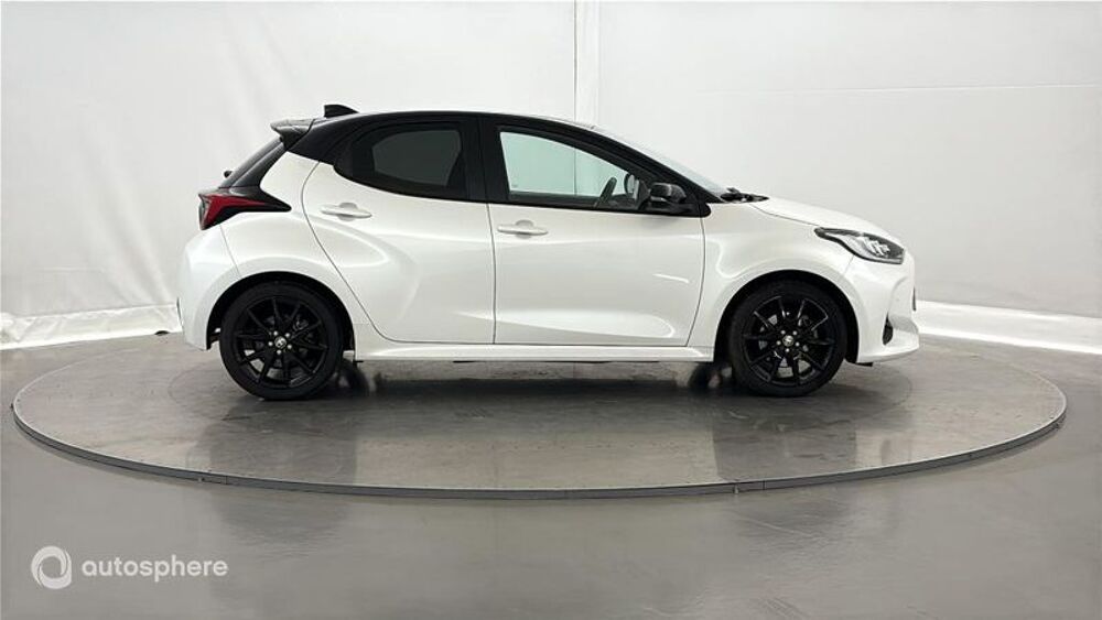 Yaris 116h Collection 5p MY22 2022 occasion 62232 Fouqui&egrave;res-l&egrave;s-B&eacute;thune