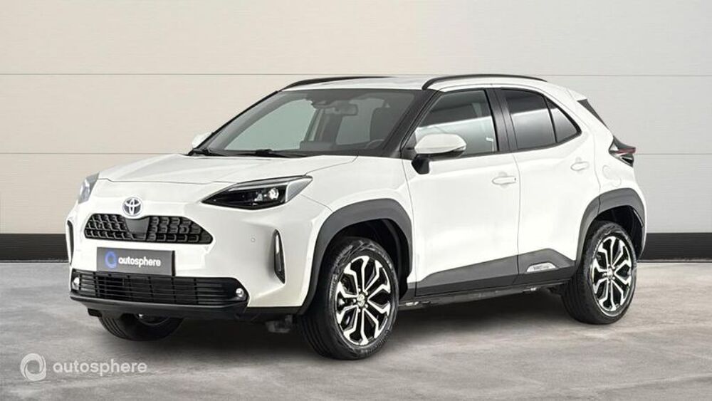 Yaris Cross 116h Design MY22 2023 occasion 69200 V&eacute;nissieux