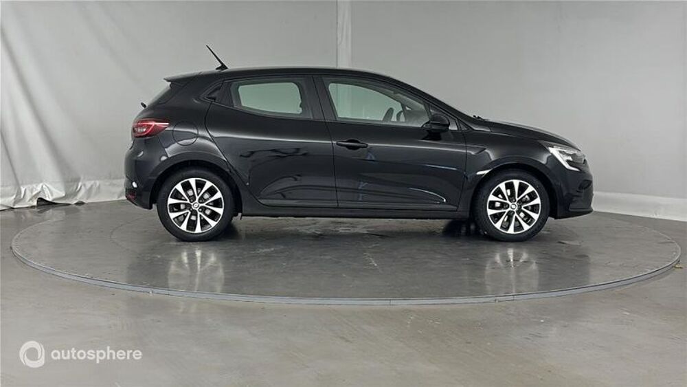 Clio 1.6 E-Tech hybride 145ch Equilibre 2023 occasion 51000 Ch&acirc;lons-en-Champagne