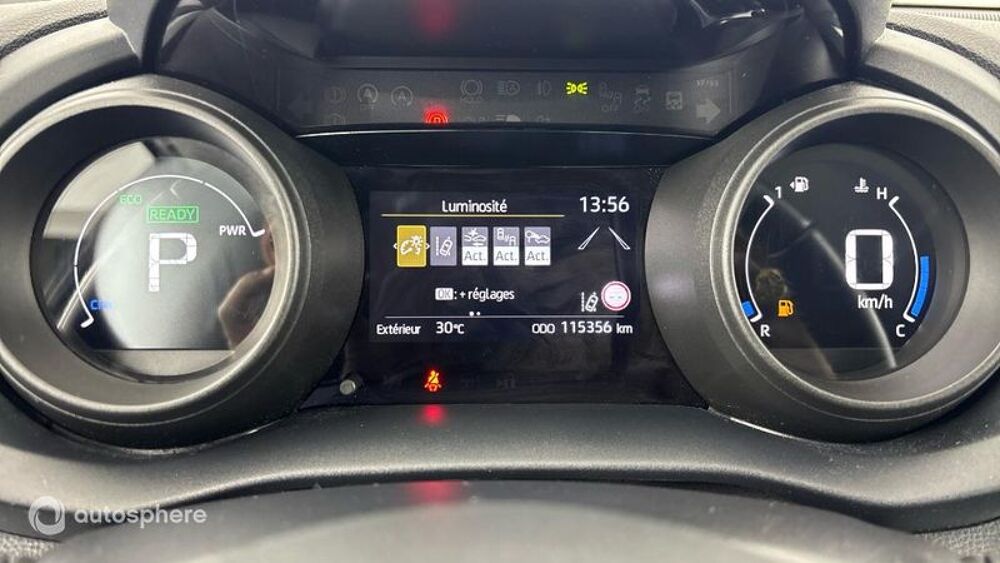 Yaris 116h Design 5p MY22 2021 occasion 69200 V&eacute;nissieux