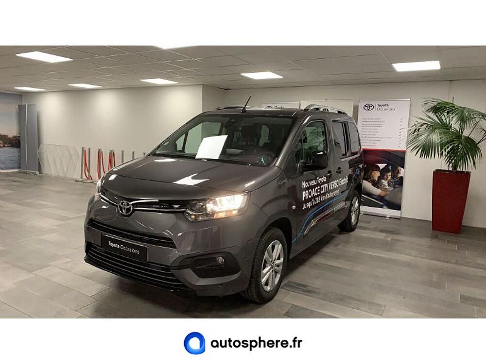 Proace city Medium Electric 50kWh Executive 2022 occasion 69200 Vénissieux