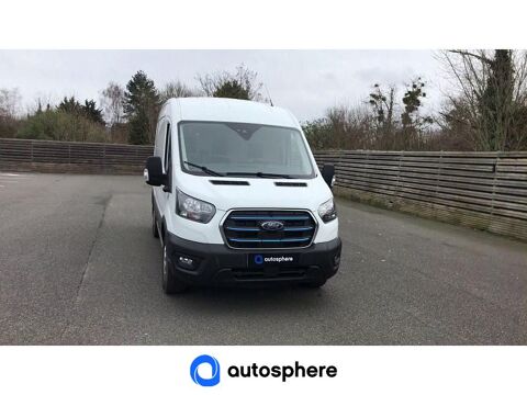 Ford Transit PE 350 L2H2 135 kW Batterie 75/68 kWh Trend Business 2023 occasion Nanterre 92000